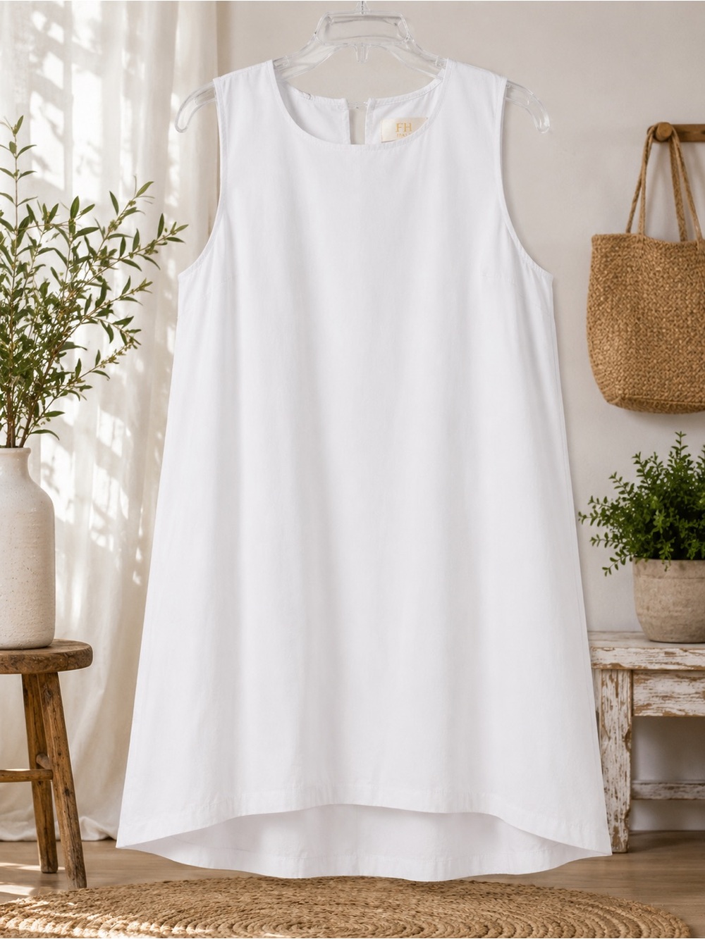 Classic White Sleeveless Cotton Shift Dress Made in Italy L